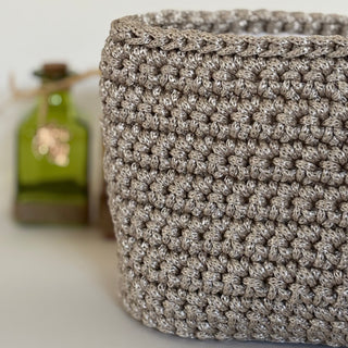The Arwen (Medium) – Handmade Crochet Crossbody Bag in Latte