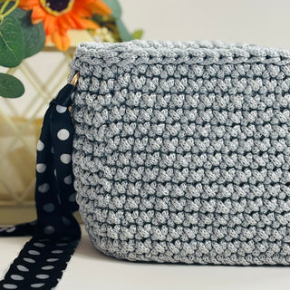 Bolso de mano Alicia - Poliéster plateado con llavero