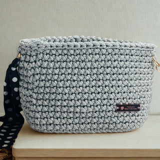 Bolso de mano Alicia - Poliéster plateado con llavero