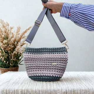 handmade cotton crochet purse The Alicia collection