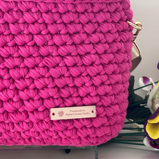 Handmade Crochet Crossbody Bag in Hot Pink | The Jasmine