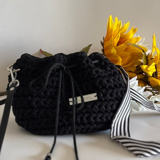 The Luna Handbag - Black