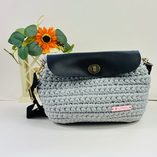 The Arwen Handbag - Gray with leather flap