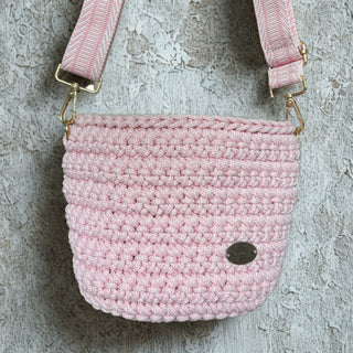 The Arwen Handbag – Handmade Crossbody Crochet  Bag in Pink
