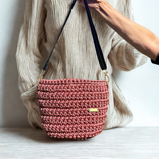 The Arwen (Small) – Handmade Crochet Crossbody Bag in Dusty Rose